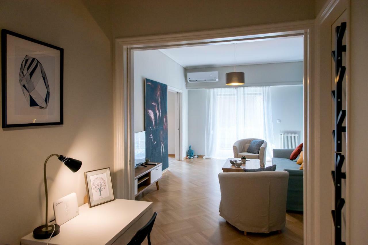 Darsiss 2 - Museum Apartment Atenas Exterior foto