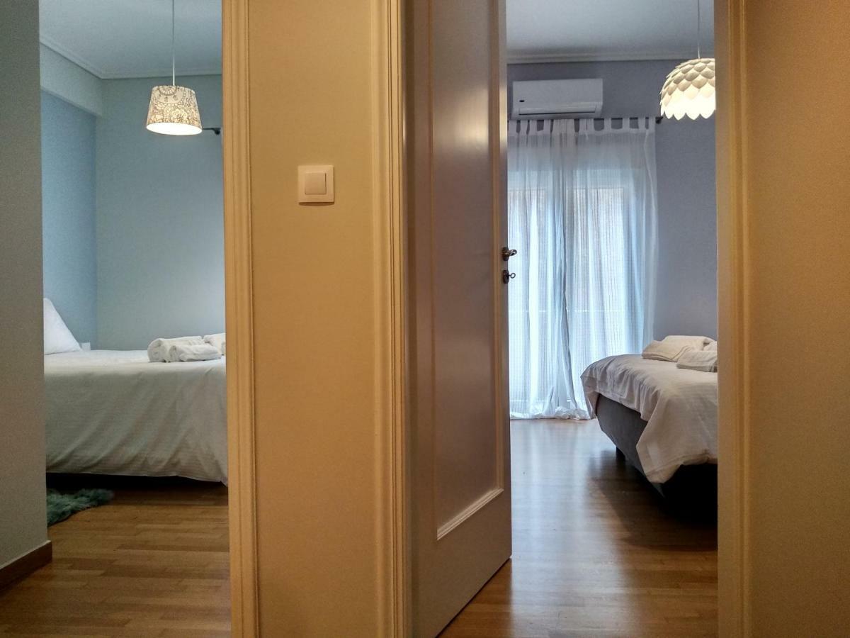 Darsiss 2 - Museum Apartment Atenas Exterior foto