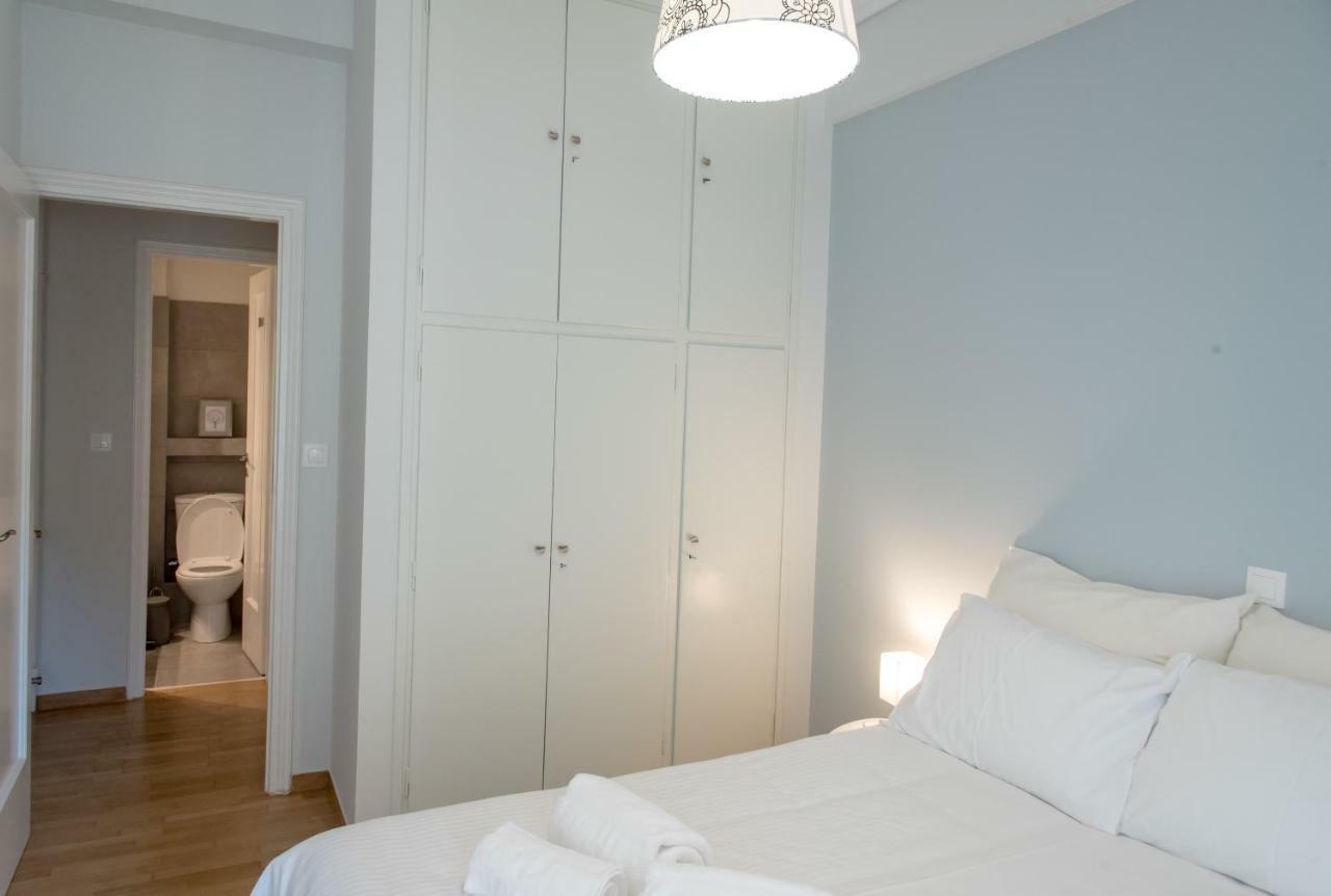 Darsiss 2 - Museum Apartment Atenas Exterior foto